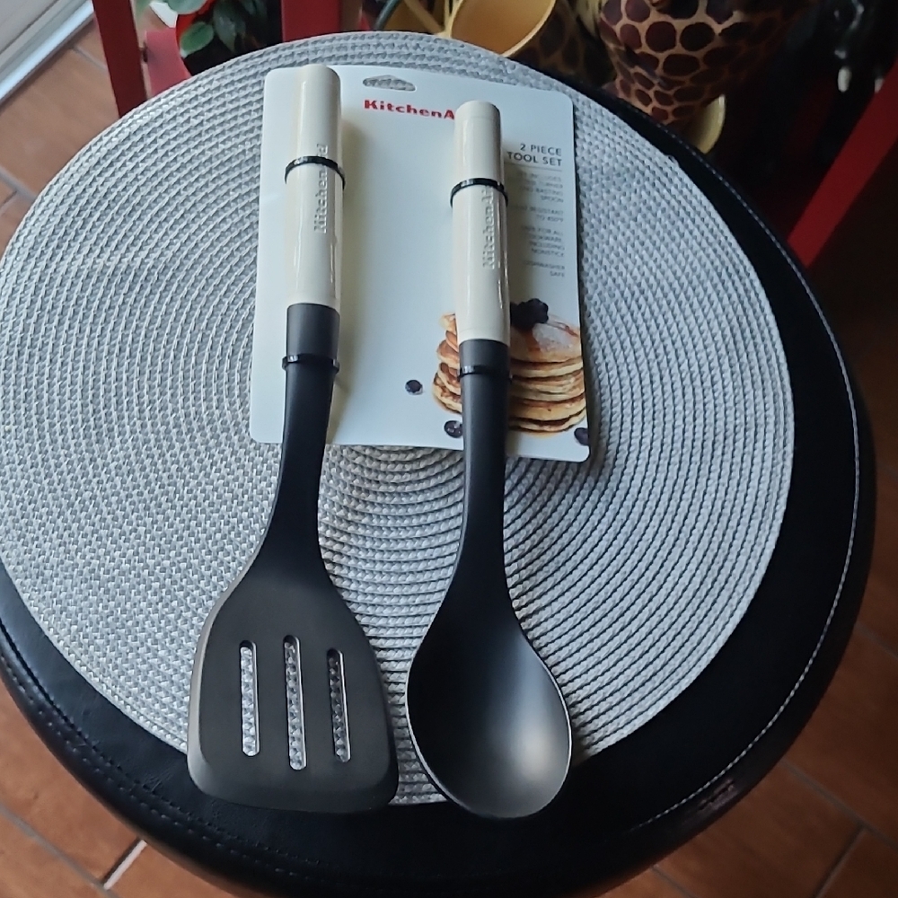 KitchenAid 2 Piece Tool Set